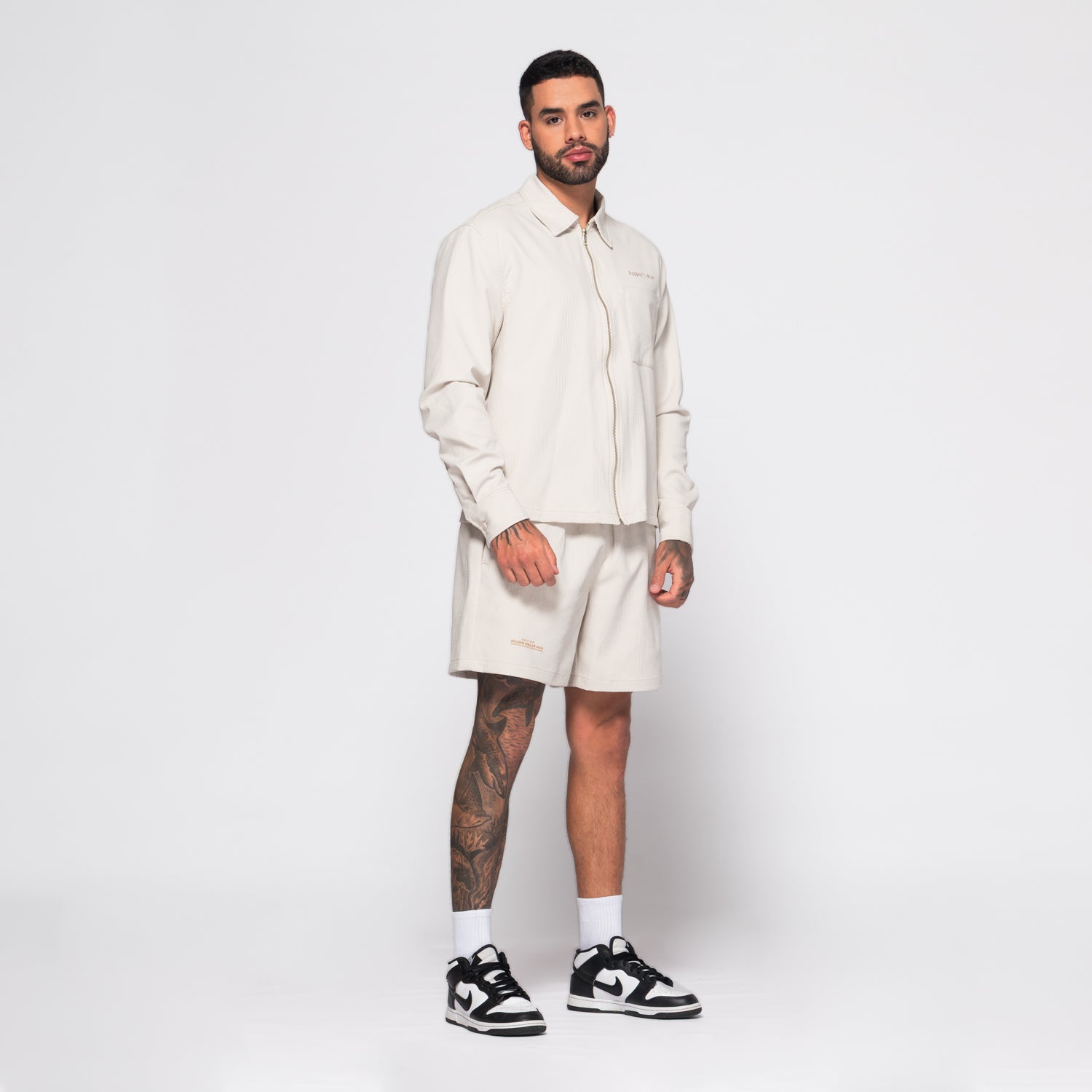 Billion Dollar Shorts Beige