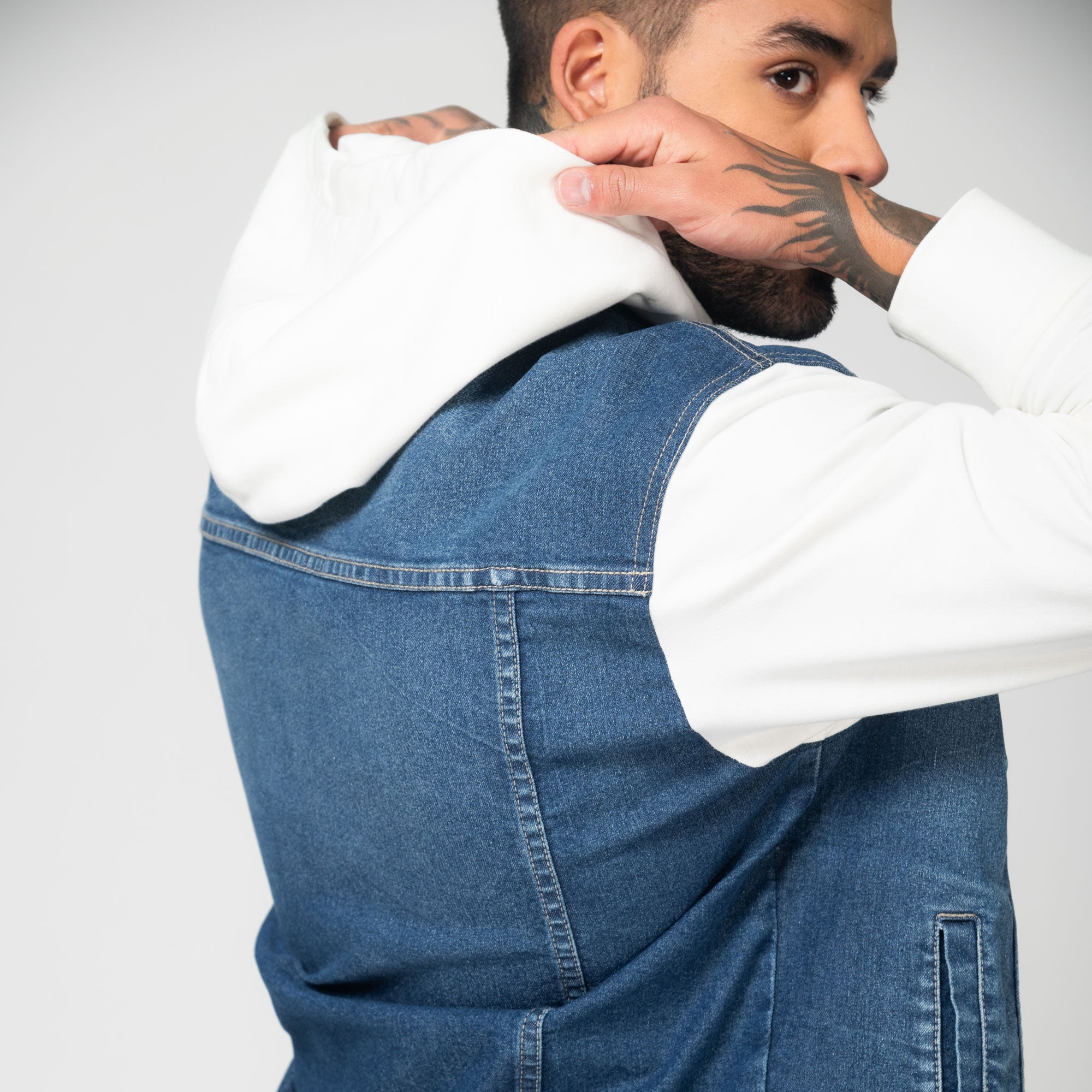 Chaqueta Denim con Capucha