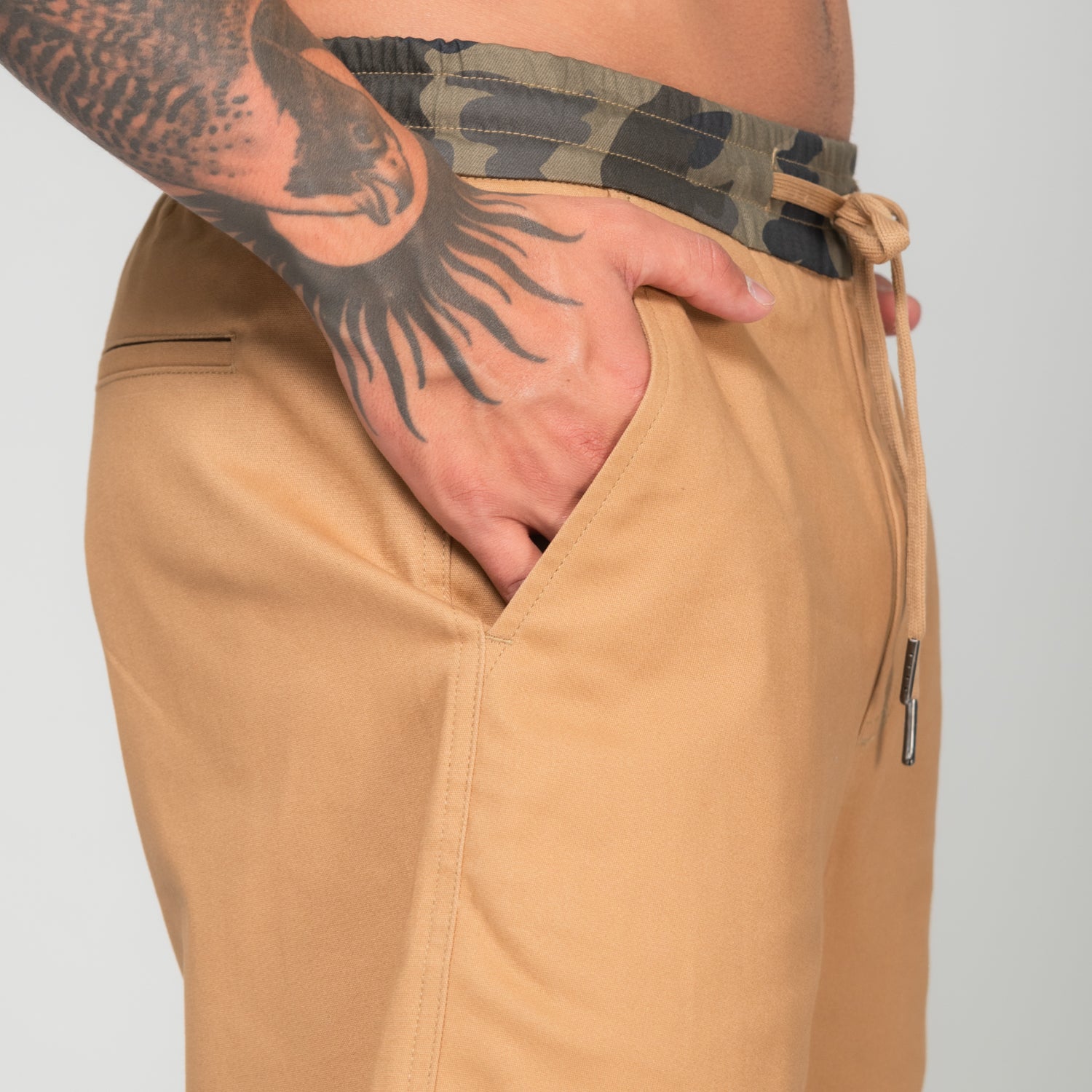 Classic Cut Short Camel