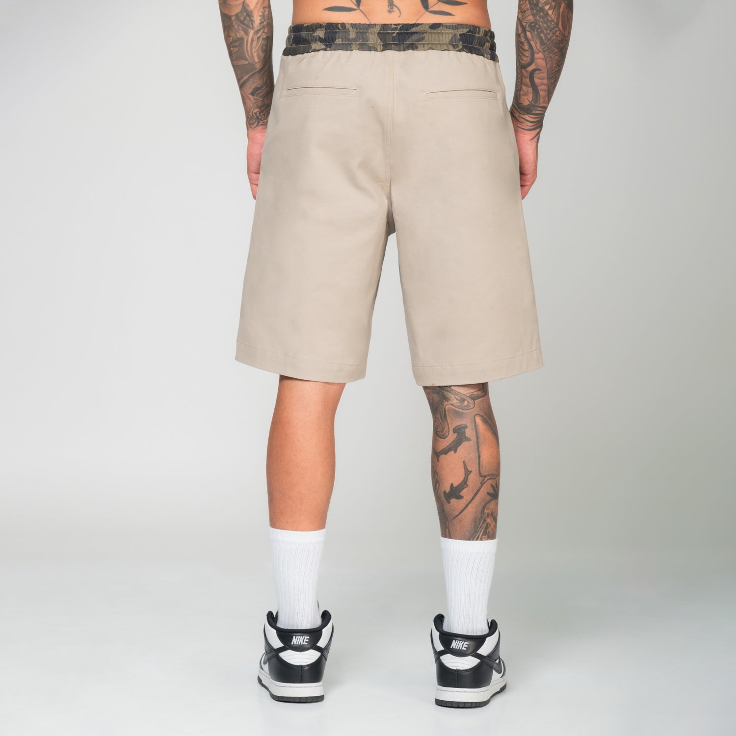 Classic Cut Short Kaki