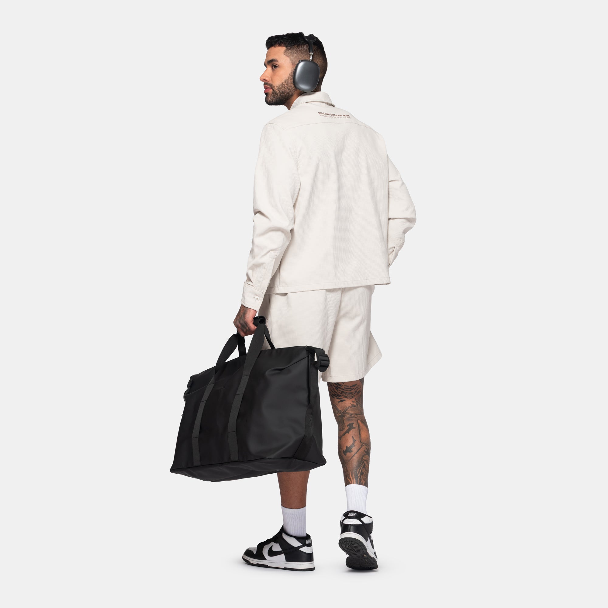 Billion Dollar Shorts Beige