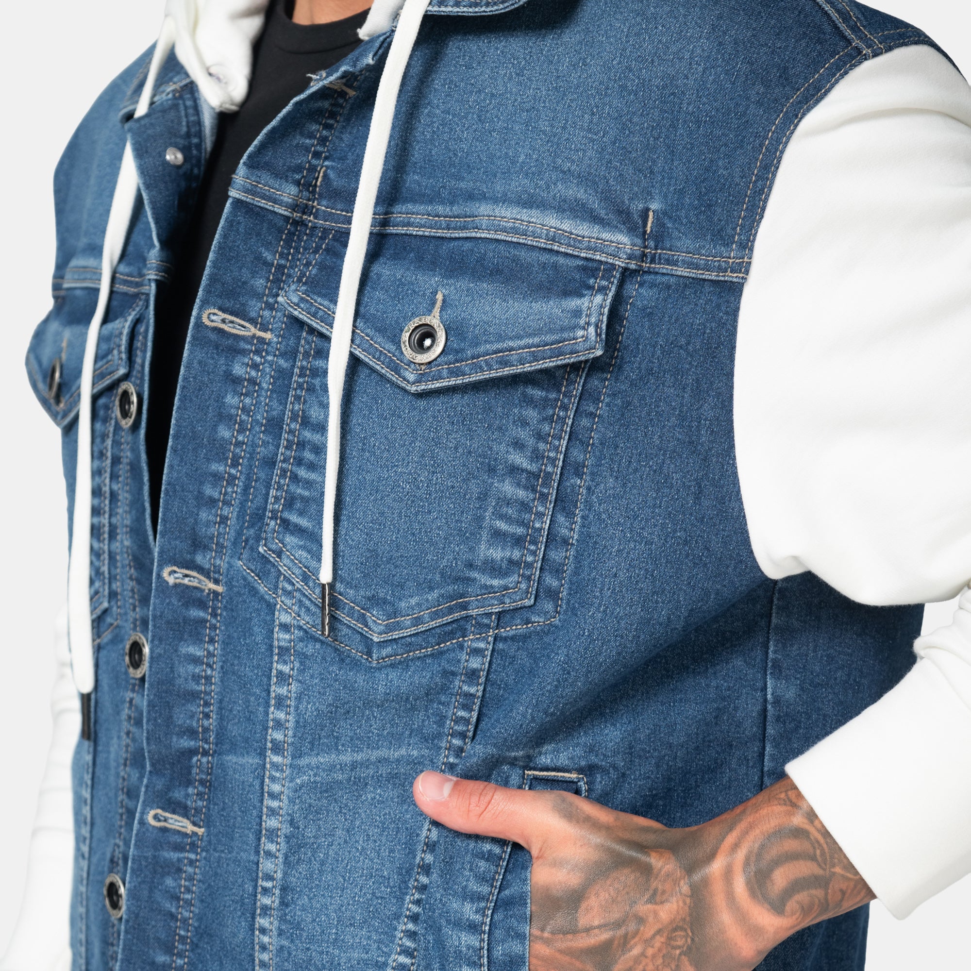 Chaqueta Denim con Capucha