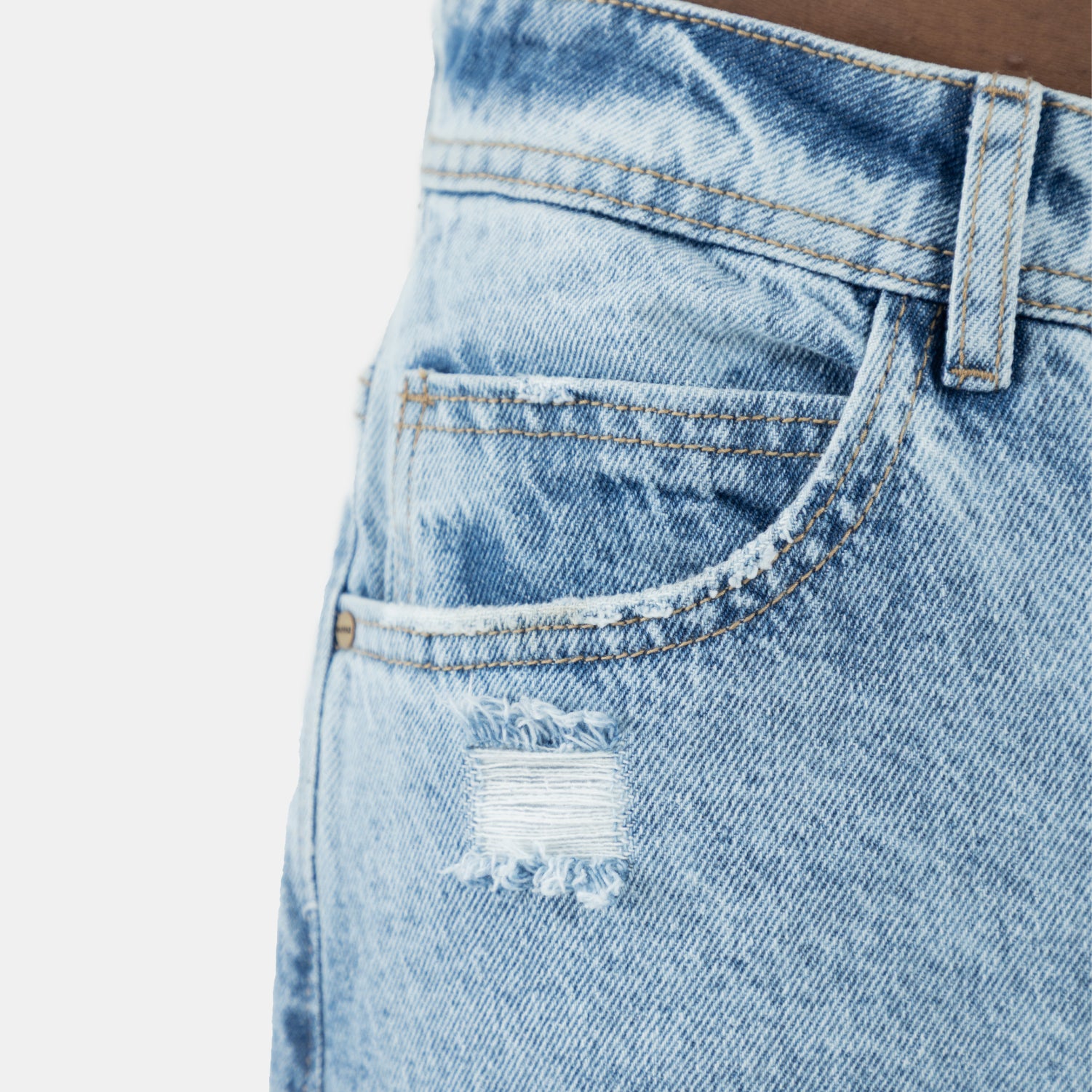 Light Blue Distressed Relaxed Jean