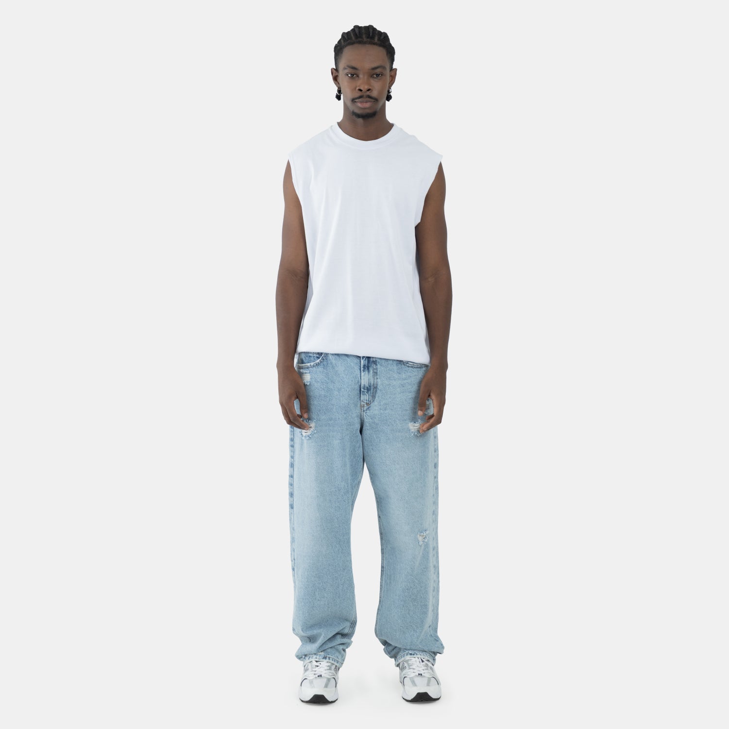 Light Blue Distressed Relaxed Jean