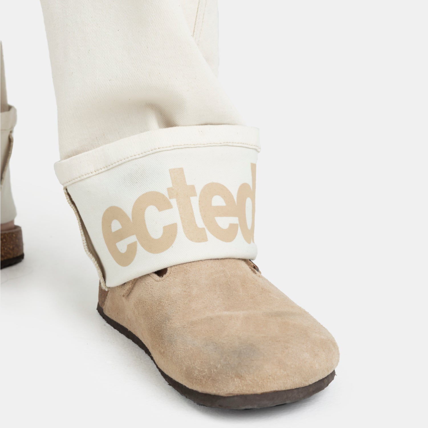 Unexpected Natural Relaxed Jeans