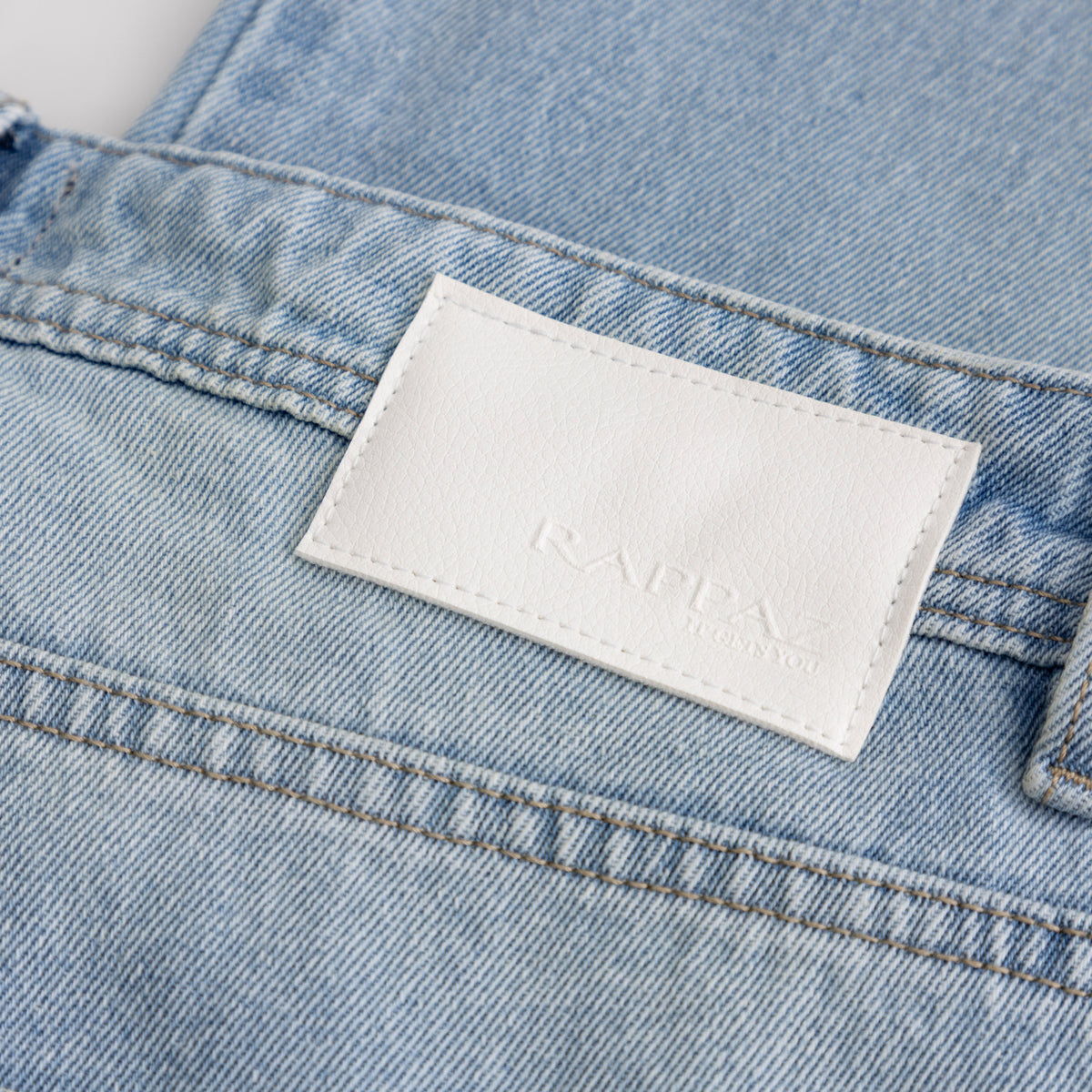 Denim Flow Relaxed Light Blue