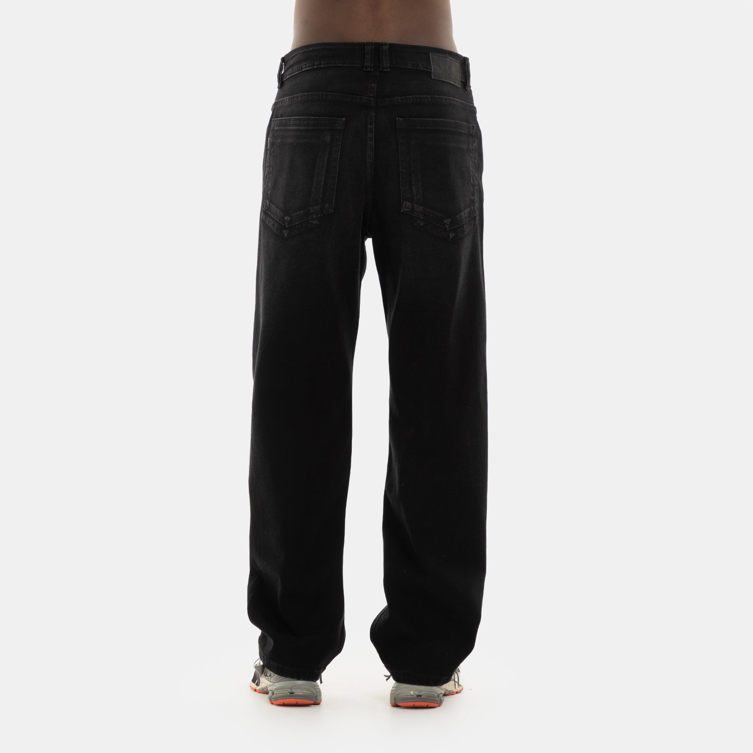 Eternal Straight Black