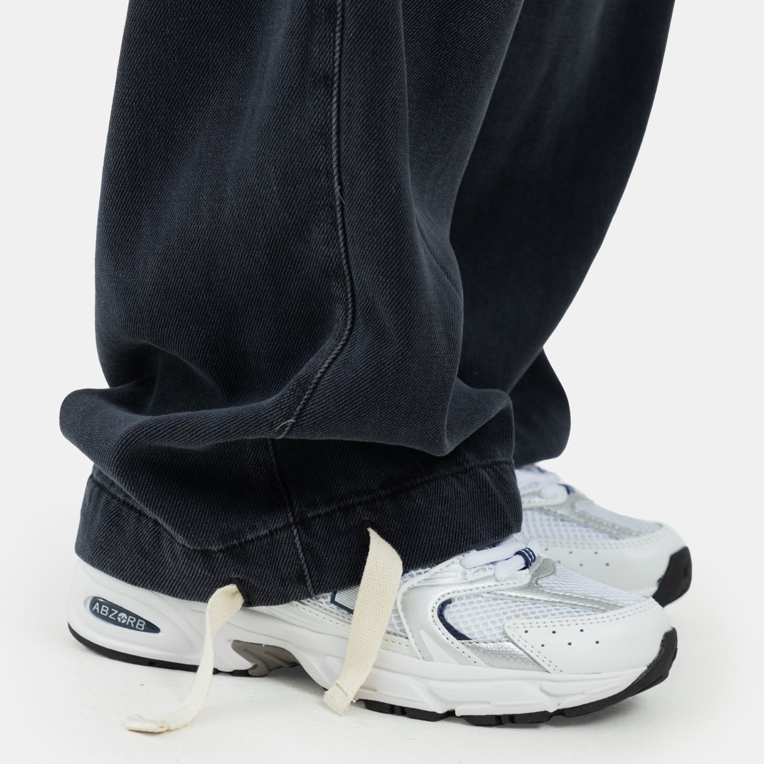 Void Statement Jogger Black