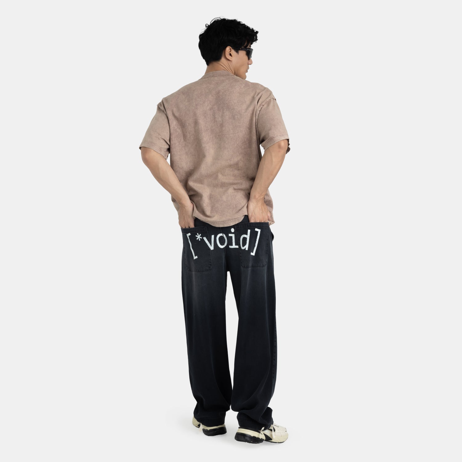 Void Statement Jogger Black