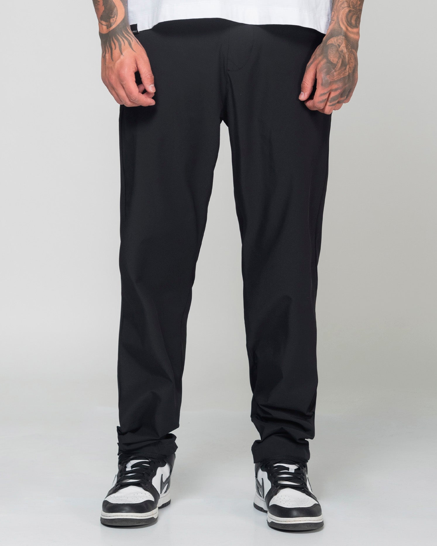 Jogger Clásico Bota Recta Marca Rappaz