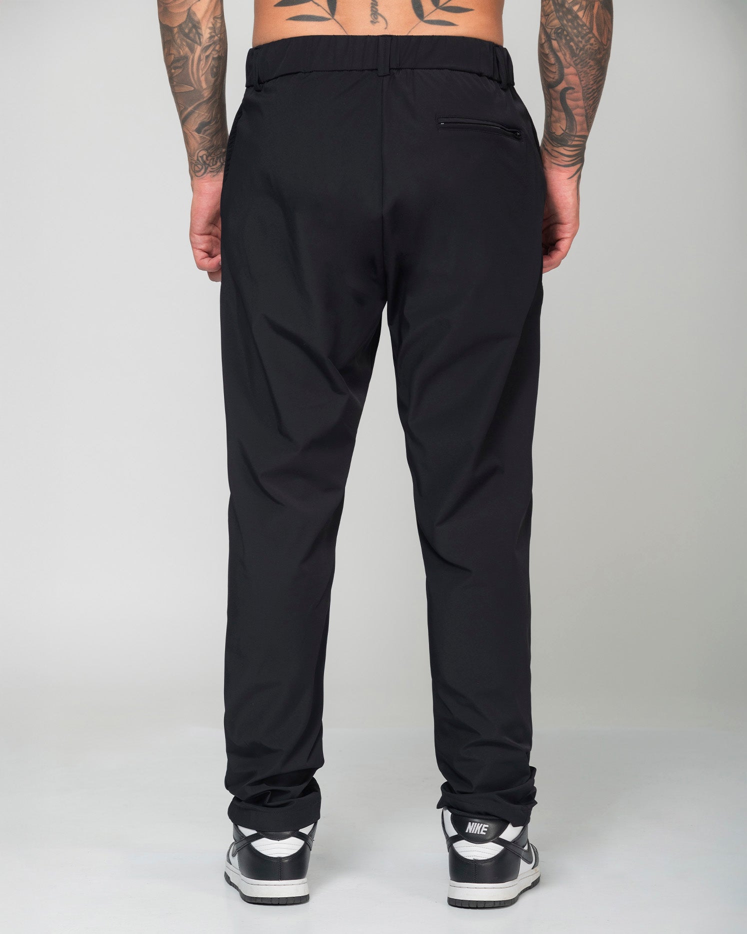 Jogger Clásico Bota Recta Marca Rappaz