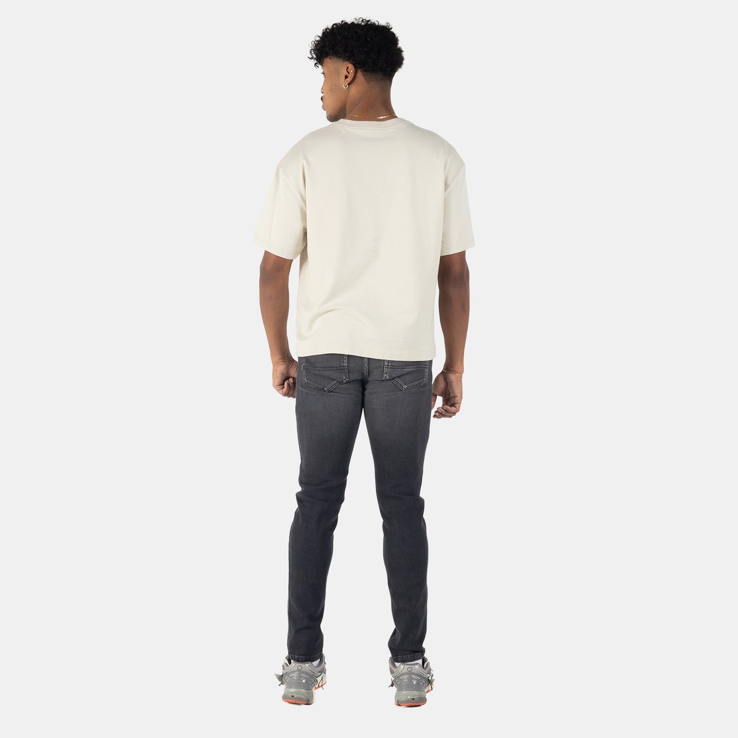 Jean Slim Fit Gris Oscuro
