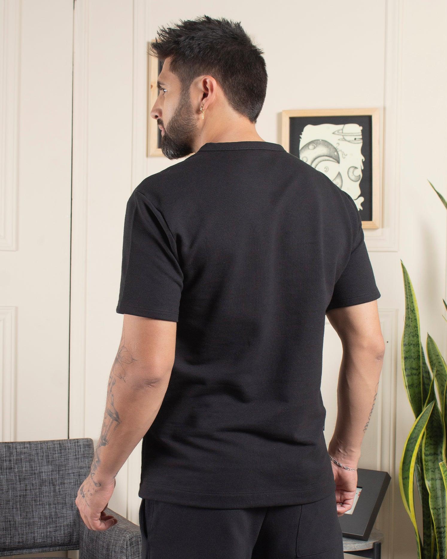 Camiseta Cuello Redondo Estampado Geométrico Minimalista Marca Rappaz