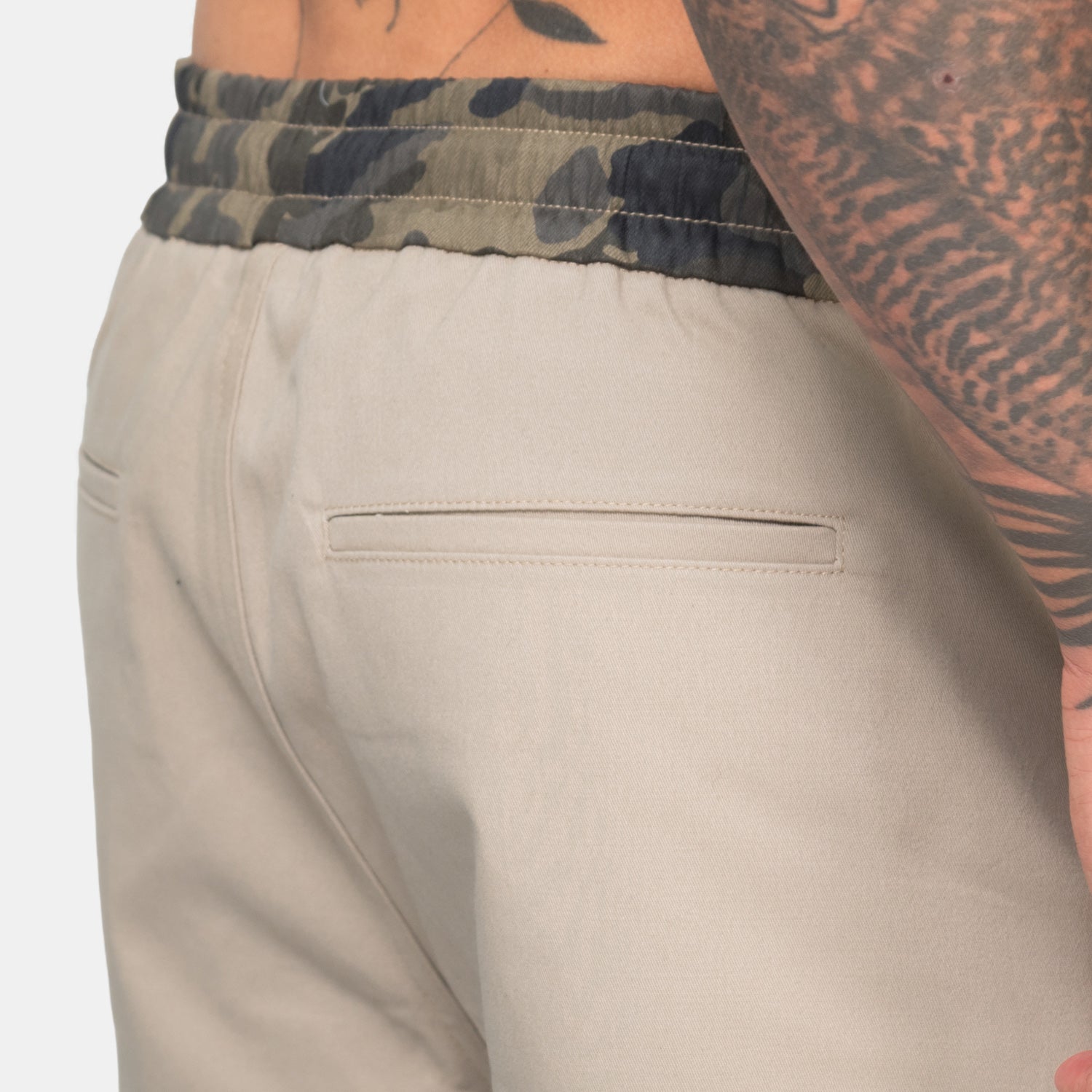 Classic Cut Short Kaki