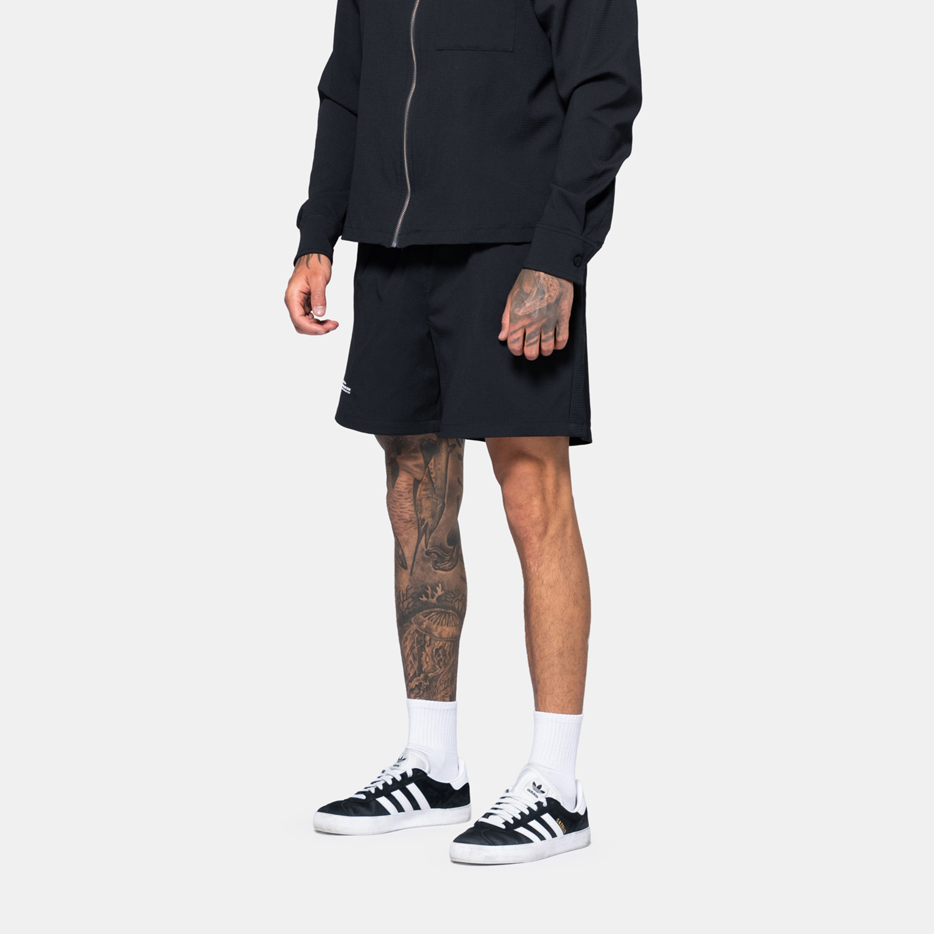 Billion Dollar Shorts Negro