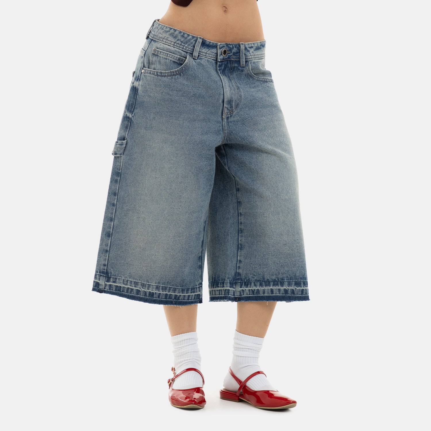 Wide Horizon Short Dark Blue