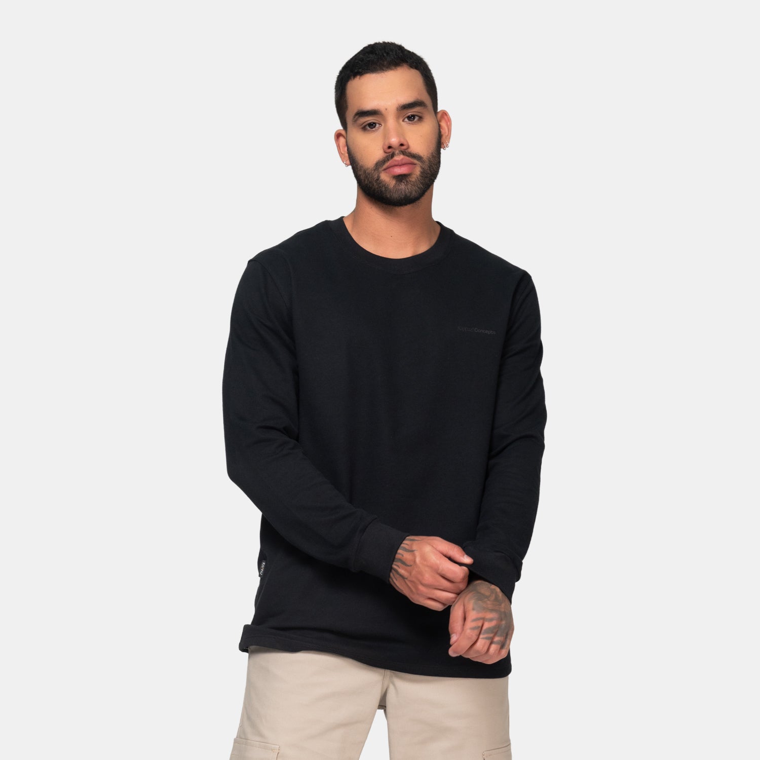Long Sleeve Essential Black