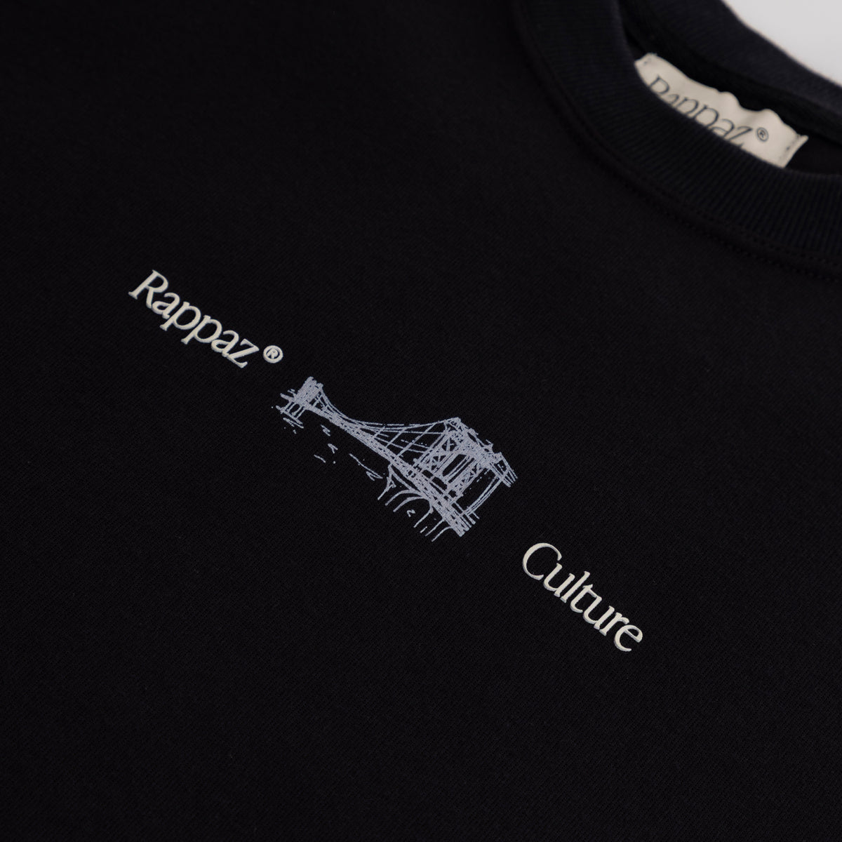 Boxy Fit Tee Brooklyn Bridge Negro