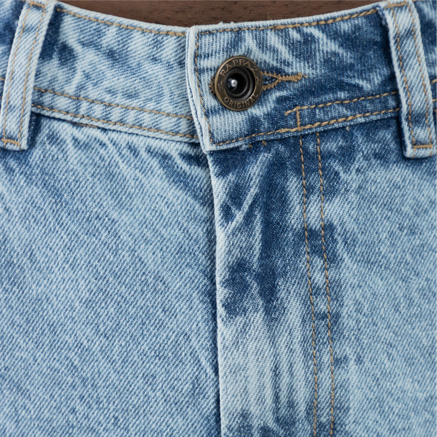 Light Blue Distressed Relaxed Jean