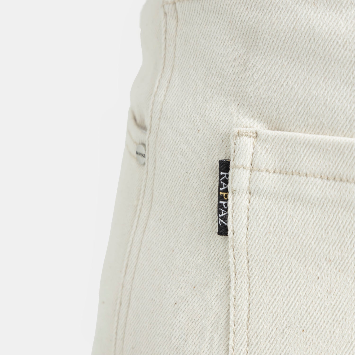 Unexpected Natural Relaxed Jeans