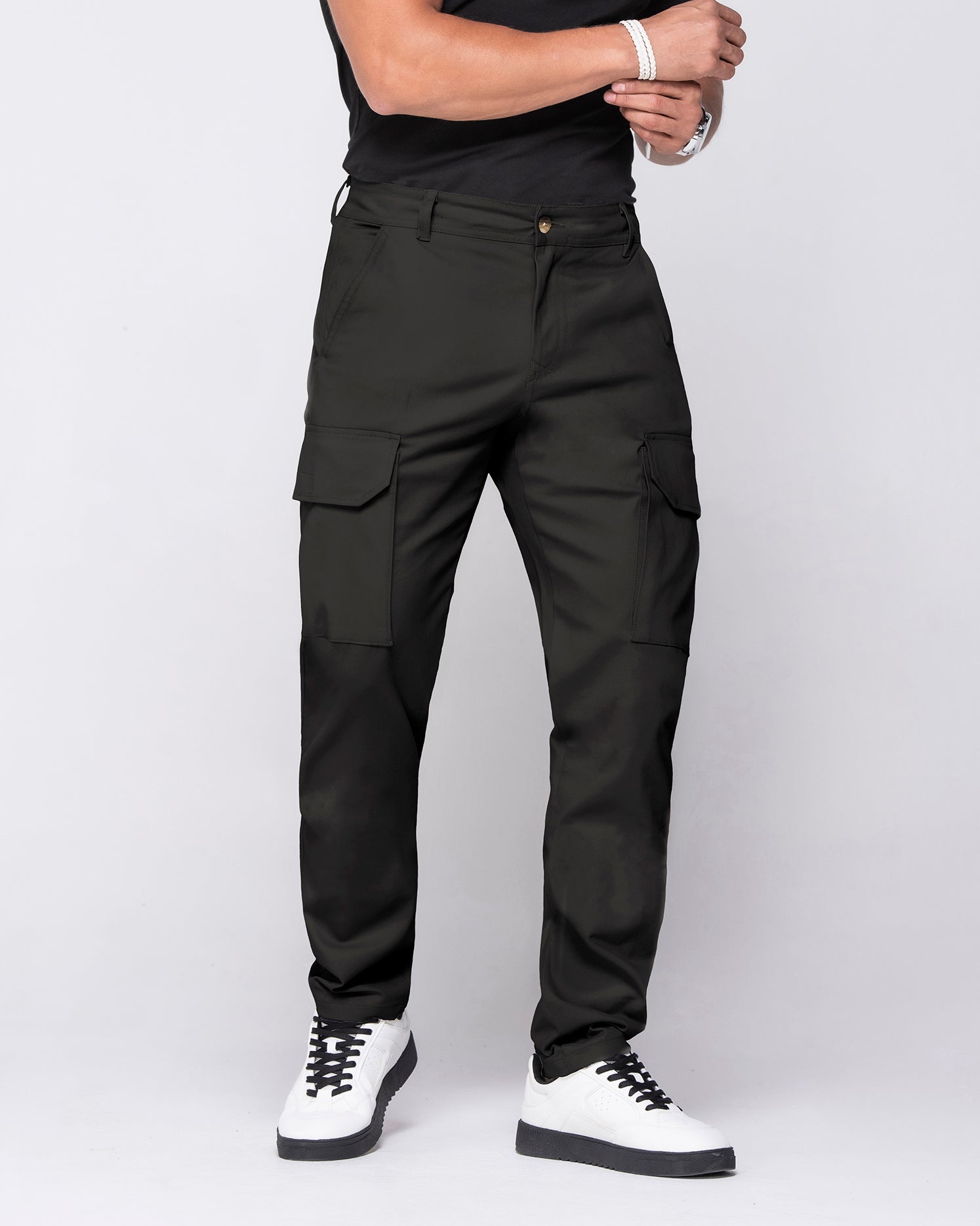 Pantalón Cargo Color Beige y Negro Marca Rappaz