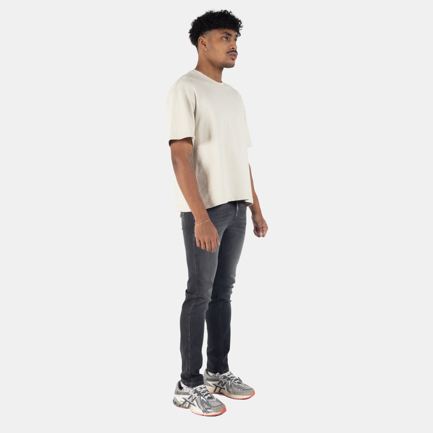 Jean Slim Fit Gris Oscuro